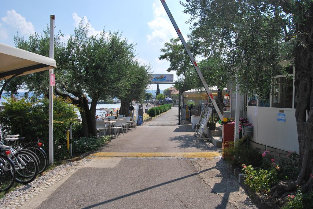 ホテル Camping Porto Srl Moniga del Garda エクステリア 写真